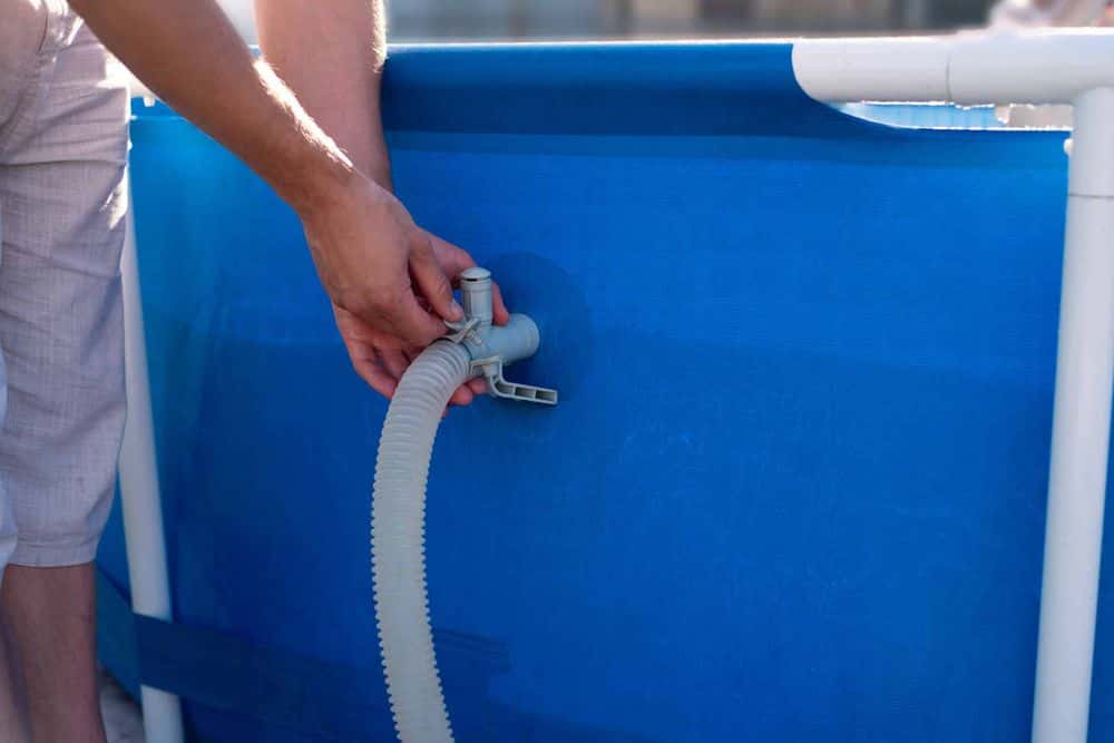 How to Inflate a Pool With An Air Compressor